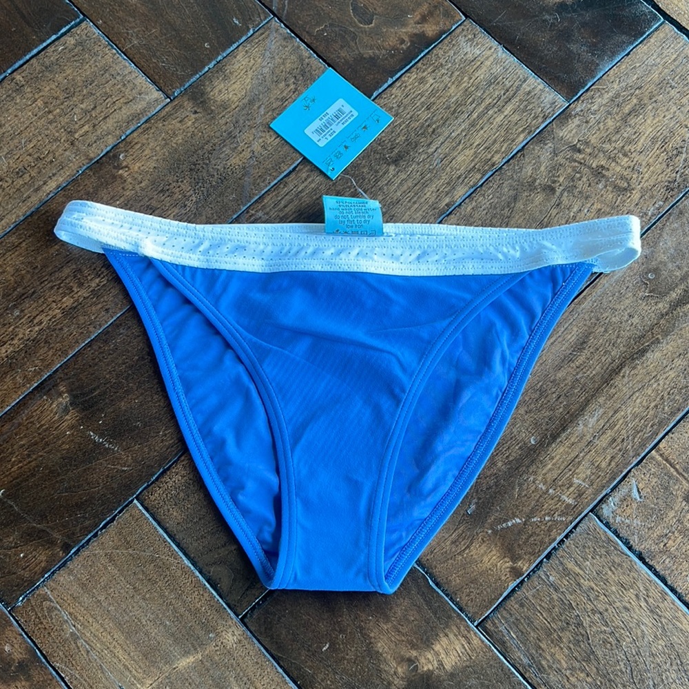 Designer Le Tartes medium coverage size large bikini bottom